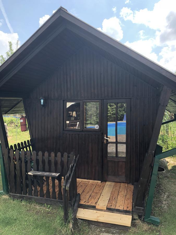 Camping Robinson Country Club Oradea Bagian luar foto